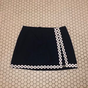Lilly Pulitzer navy and white skirt